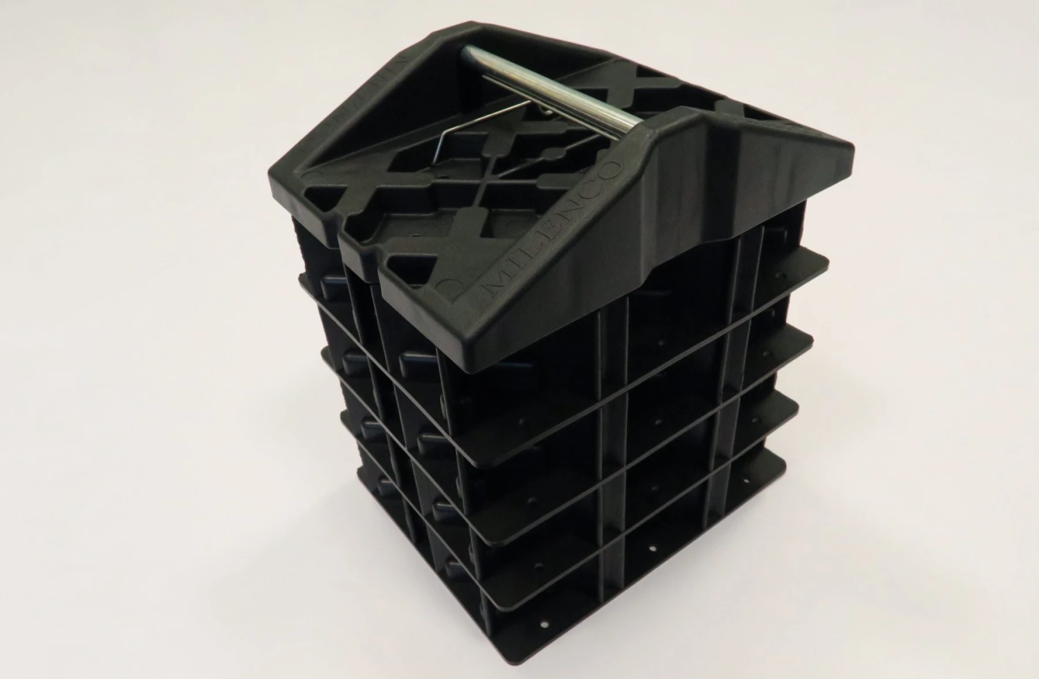 Milenco Stacka Corner Feet X 4 3 Milenco Stacka Corner Feet X 4 - Image 3