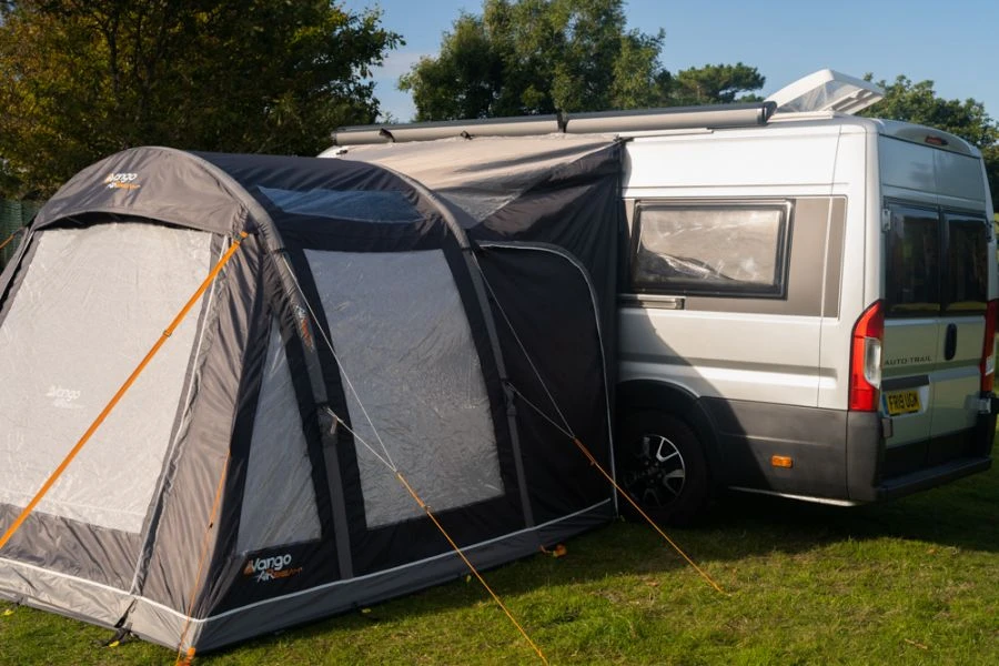Vango Kela Pro Air Mid Drive Away Awning 5 Vango Kela Pro Air Mid Drive Away Awning - Image 5